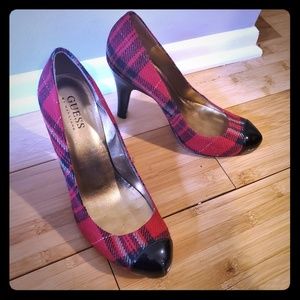 Plaid pumps